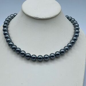 Vintage Erwin Pearl silver grey hand knotted 16” 3” extension.